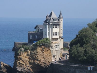 biarritz-3247556_1280